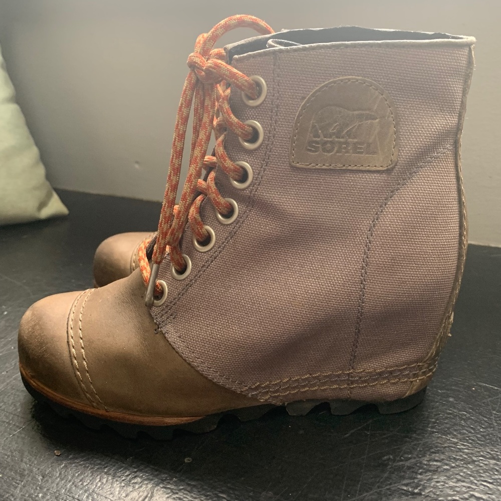 Sorel PDX Wedge boots